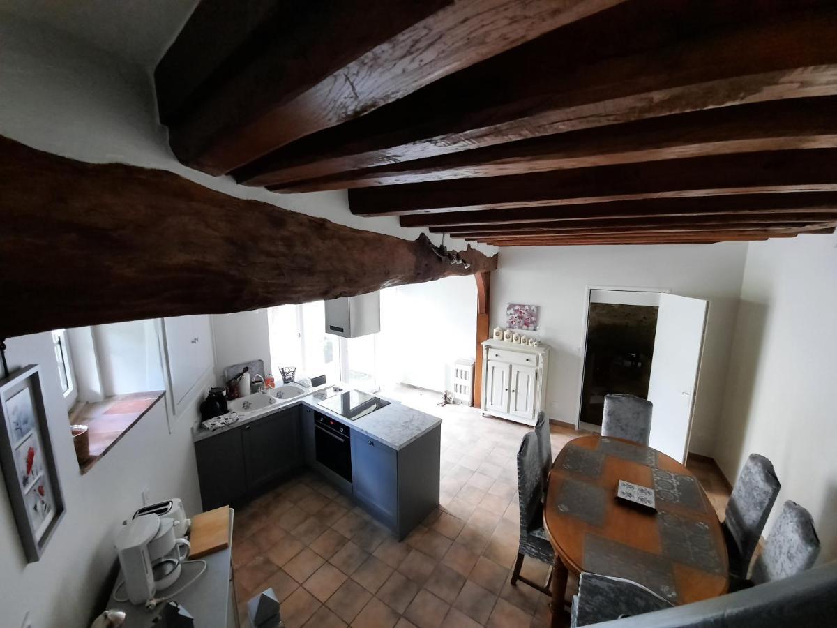 Vila Esprit Troglo Beaumont-en-Véron Exteriér fotografie
