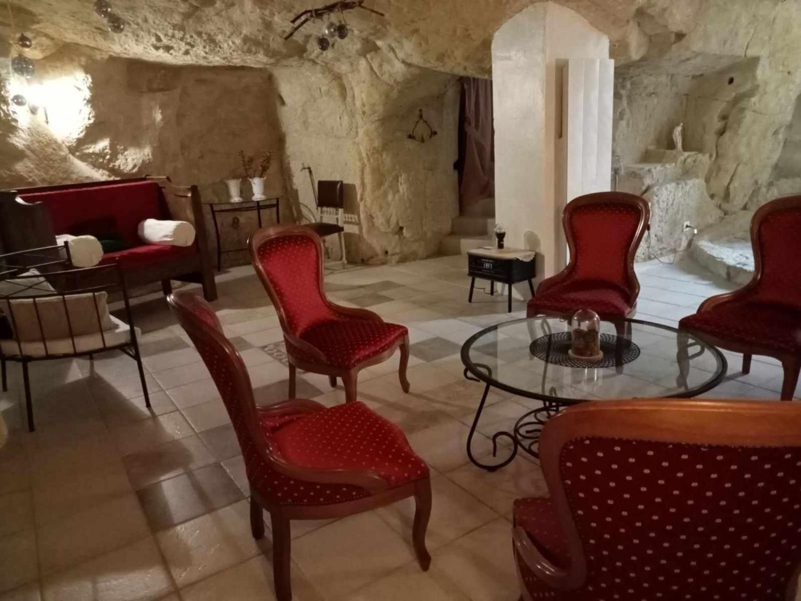 Vila Esprit Troglo Beaumont-en-Véron Exteriér fotografie